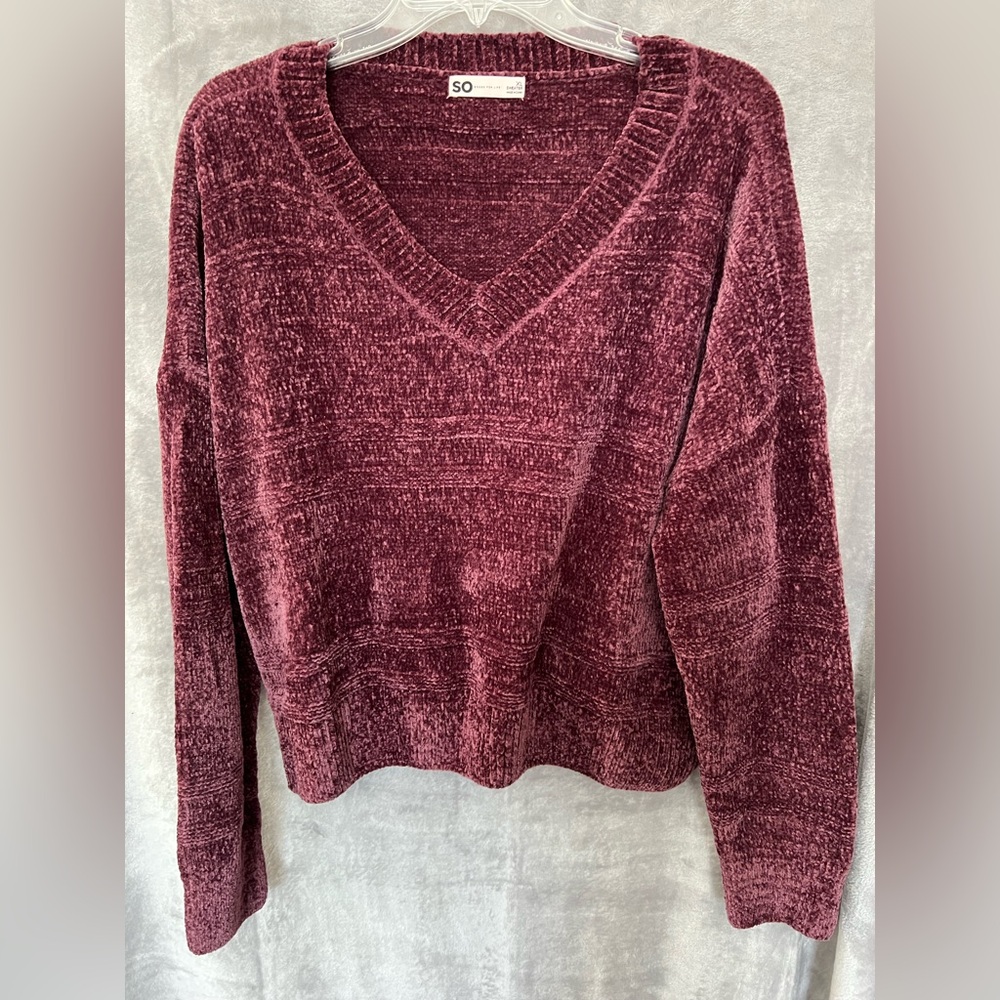 SO Womens XL Chenille Sweater Burgundy V Neck Soft Cozy Pullover